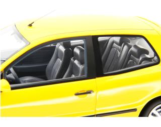 Fiat Bravo 155 20v HGT 1998 Giallo Ginestra Laudoracing 1:18 Resinemodell (Türen, Motorhaube... nicht zu öffnen!)